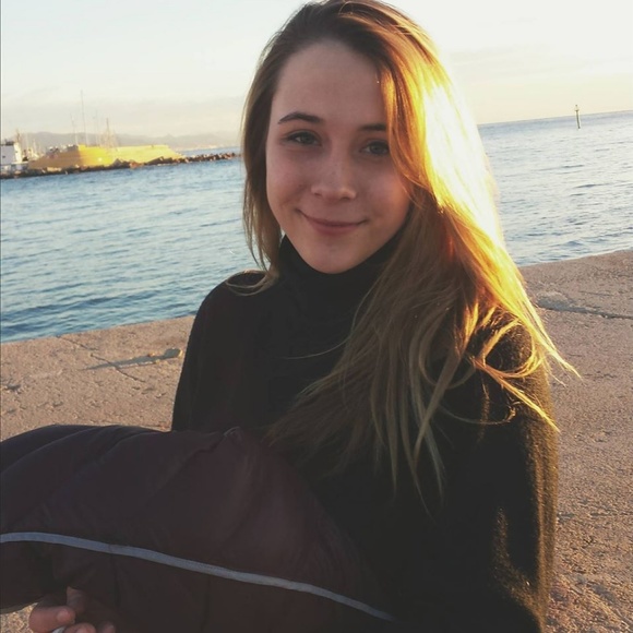 Hello everyone ☺️ - Picture 2 of 2